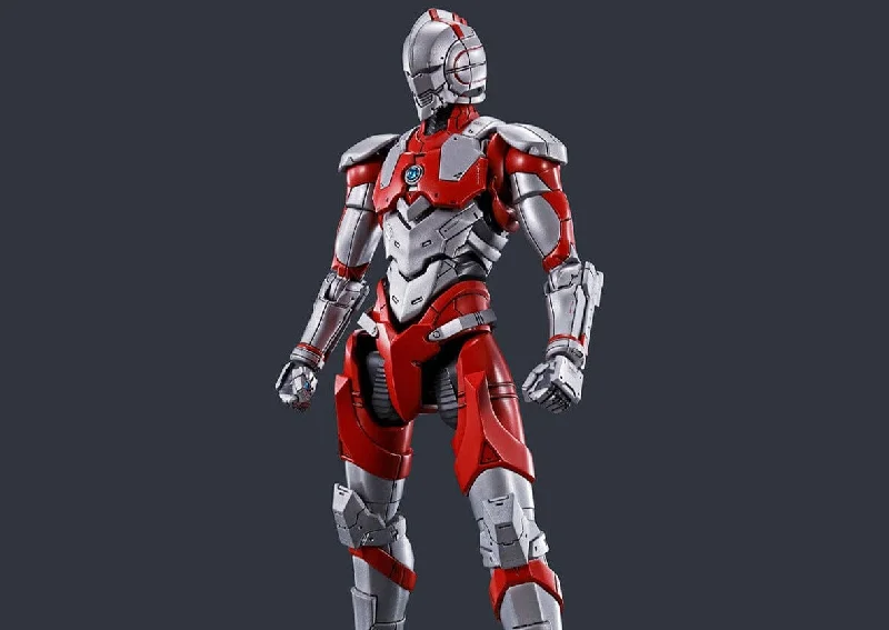 Ultraman Figure-rise Standard Ultraman (B Type) Action Ver. Model Kit